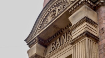 Banky vo svete rátajú straty. Hrozí ďalšia banková kríza?